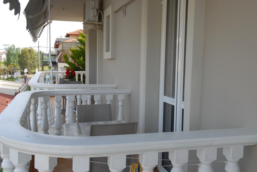 John & Eve Hotel Paralia Katerinis Exterior photo