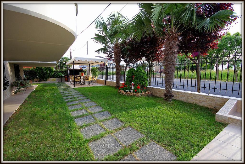 John & Eve Hotel Paralia Katerinis Exterior photo